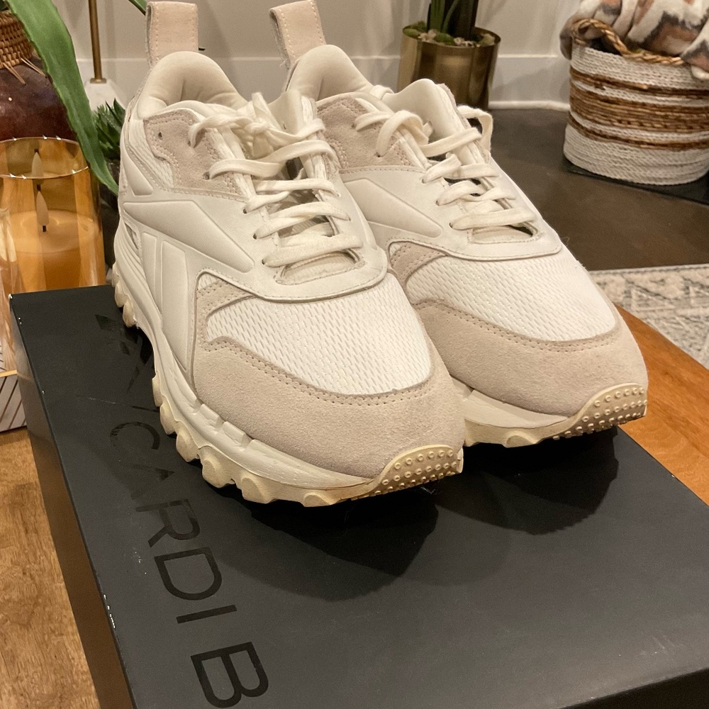 Reebok x Cardi B Classic Leather V2 • White/Alabaster • Women’s 9